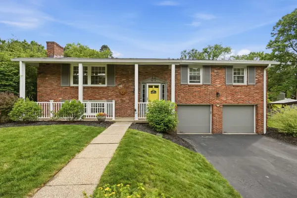 113 Farmingdale Drive, Wexford, PA 15090