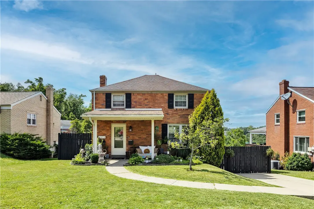 4470 Woodhill Dr, Homestead, PA 15120 - #1