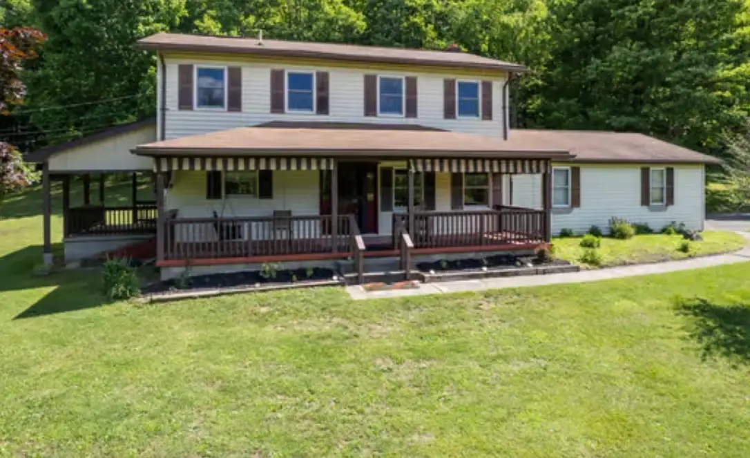 567 Leasure Lane, Tarentum, PA 15084 - #1