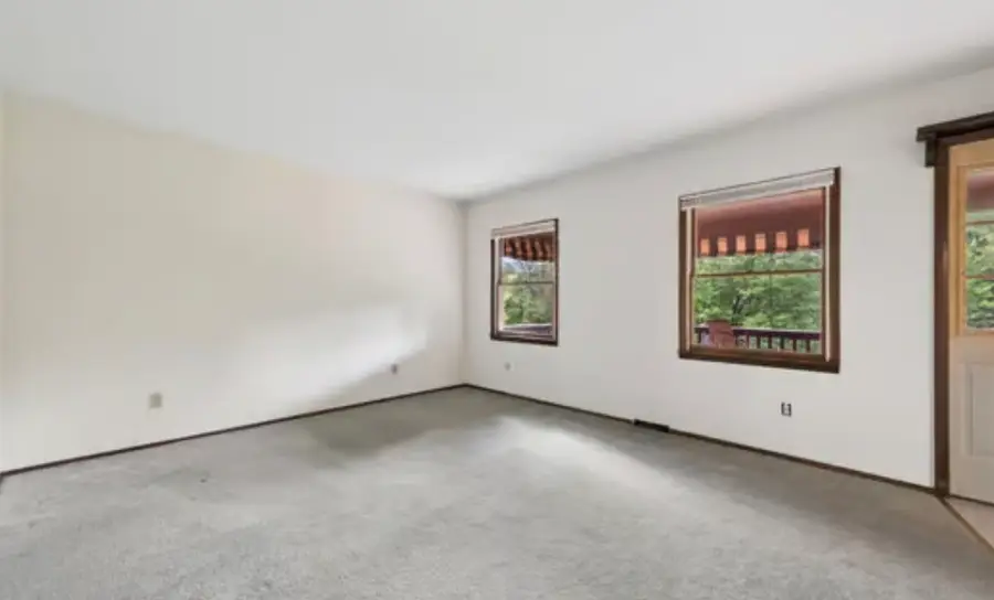 567 Leasure Lane, Tarentum, PA 15084 - #3