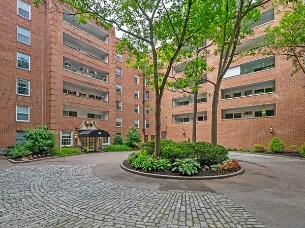 300 Fox Chapel Road #511, Pittsburgh, PA 15238