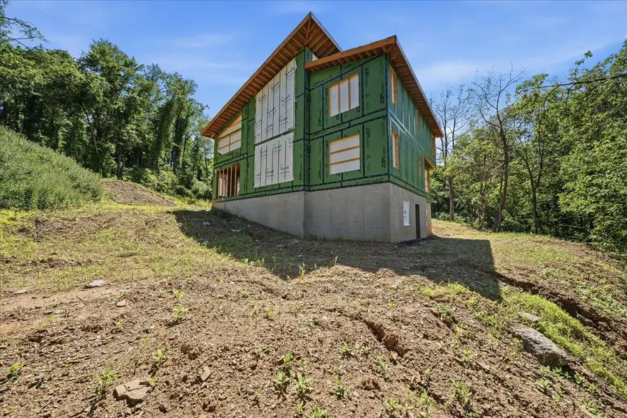 2323 Mcdevitt Road, Sewickley, PA 15143 - #3