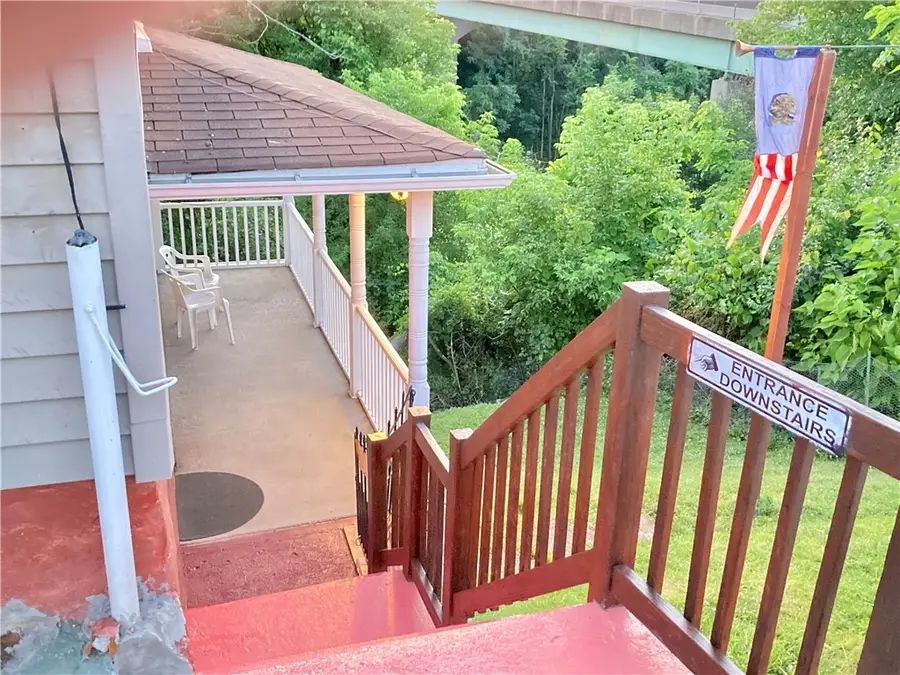 411 Rostraver St, Monessen, PA 15062 - #3