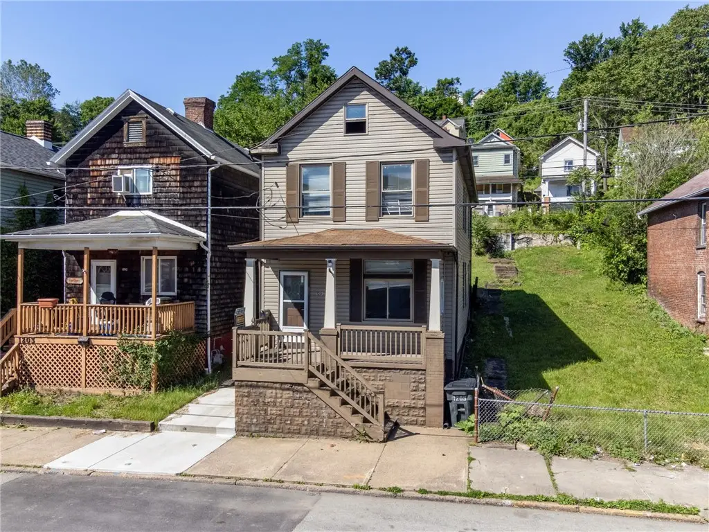 1205 Mckean Ave, Charleroi, PA 15022 - #1