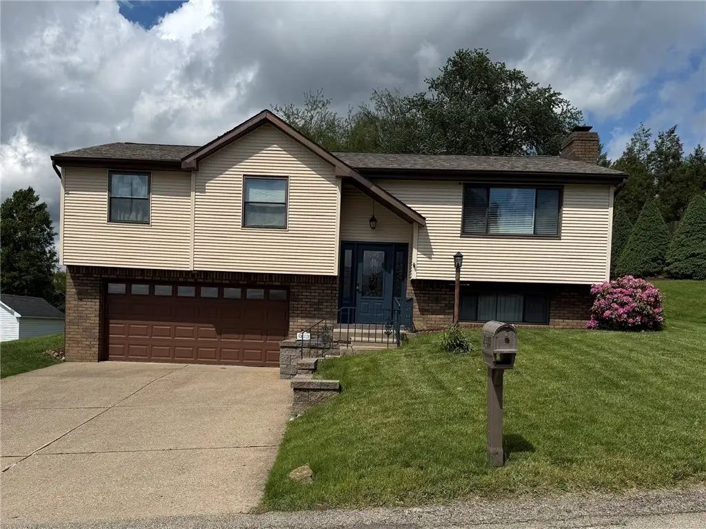 2805 Knights Ct, New Kensington, PA 15068 - #1