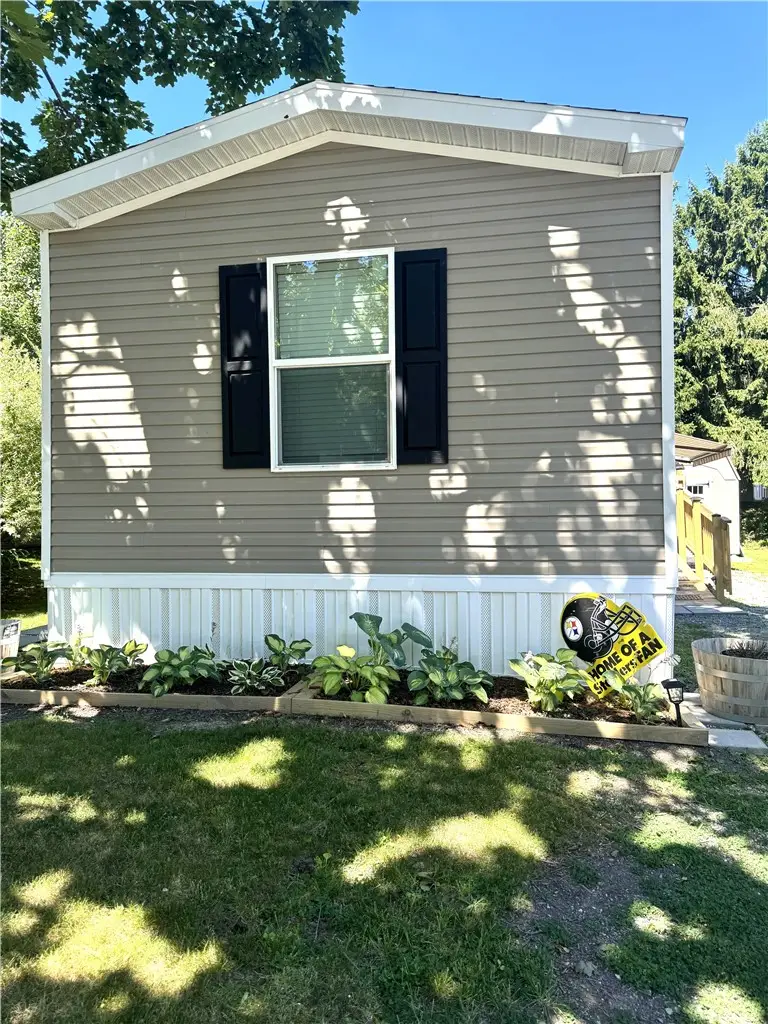 13 Holly Hill Dr, Freedom, PA 15042 - #2