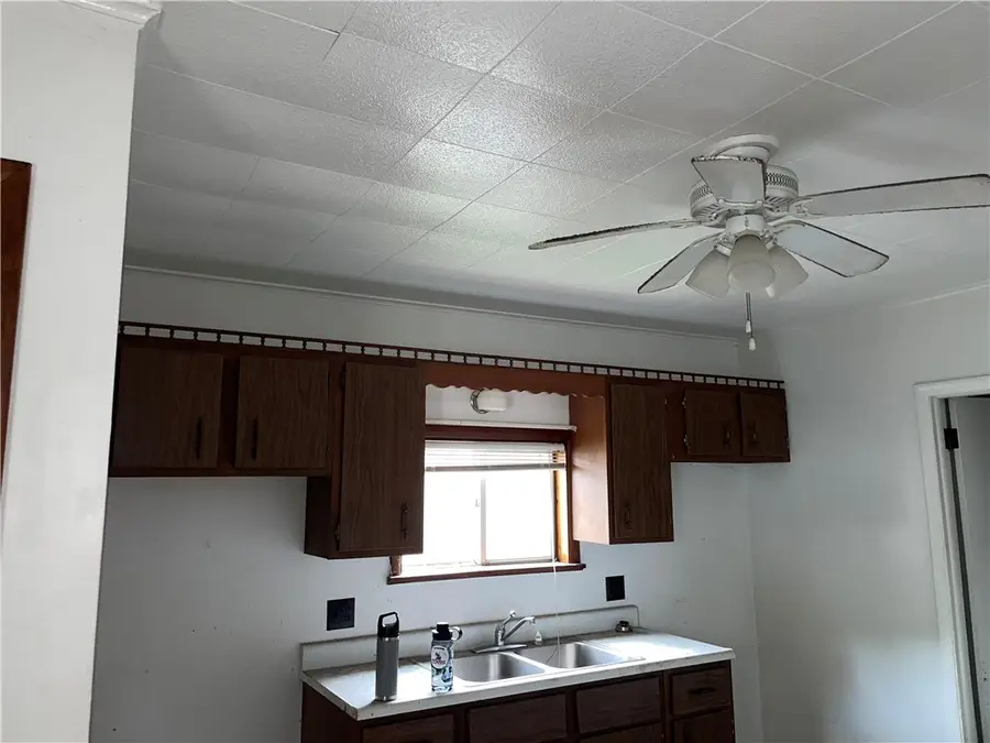 401 Euclid Ave, Glassport, PA 15045 - #3