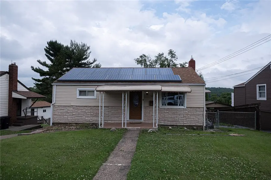 422 Oakhurst Avenue, North Versailles, PA 15137 - #2