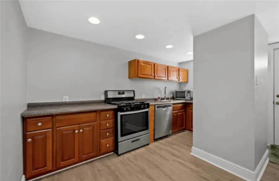 2703 Oakley Way #2701, Pittsburgh, PA 15203 - #3