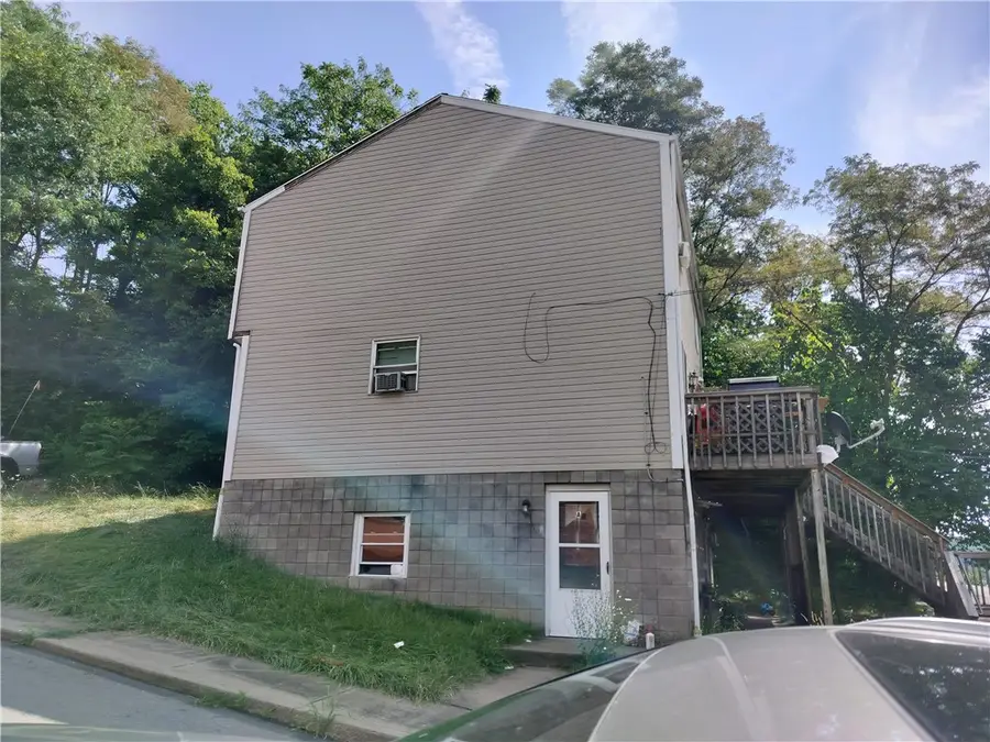 347 Highland Ave, Turtle Creek, PA 15145 - #2
