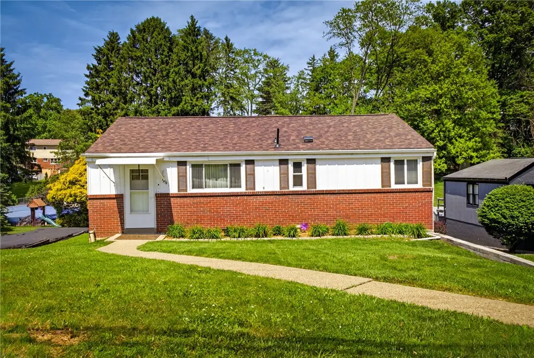941 Logan Rd, Bethel Park, PA 15102 - #1