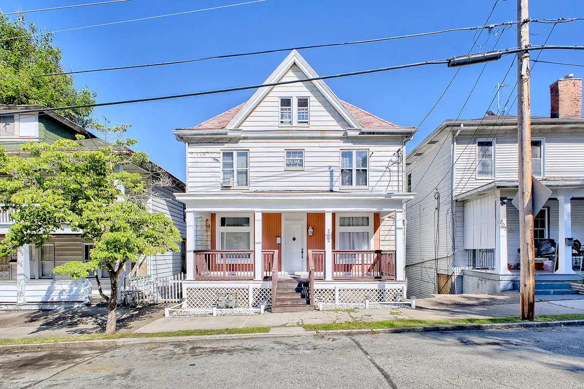 205 N 3rd Street, Jeannette, PA 15644 - #1