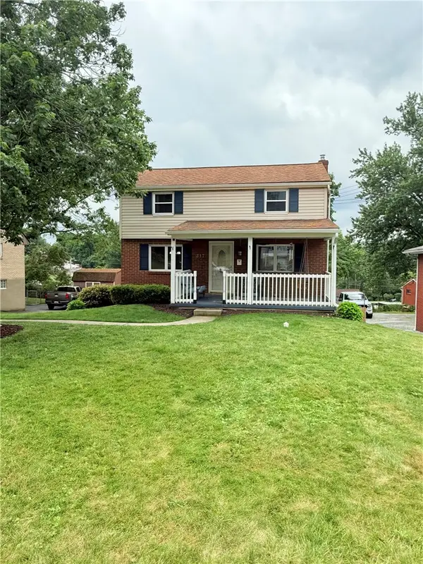317 Noel Dr, Monroeville, PA 15146