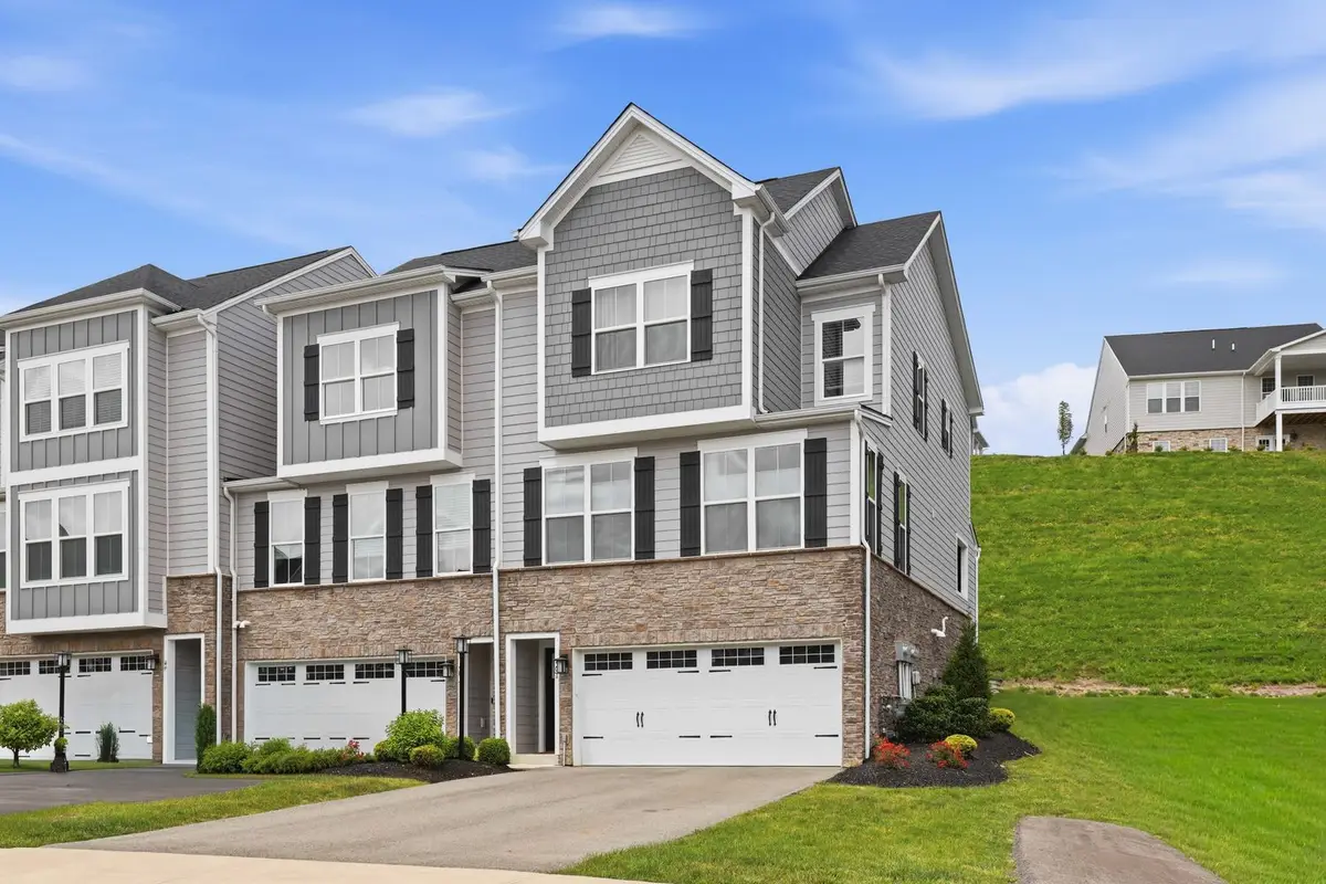 401 Spruce Lane, Canonsburg, PA 15317 - #1