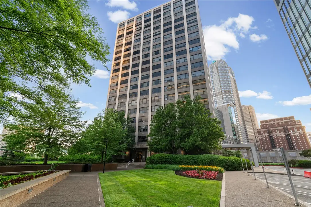 112 Washington Pl #18J, Pittsburgh, PA 15219 - #1