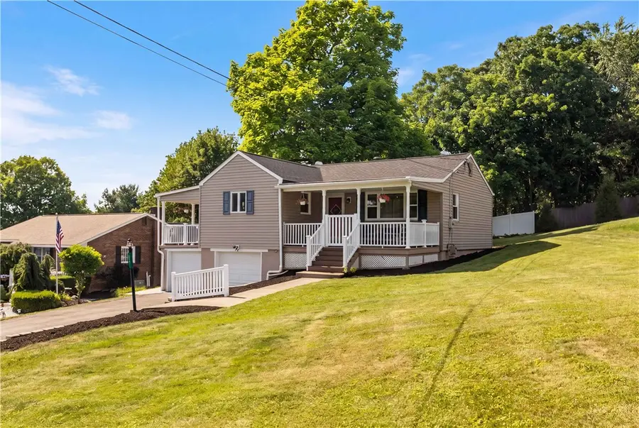 601 Jefferson St, Evans City, PA 16033 - #2