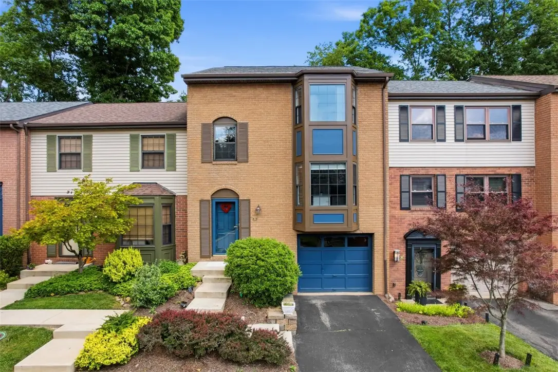 304 Rainprint Ln, Murrysville, PA 15668 - #1