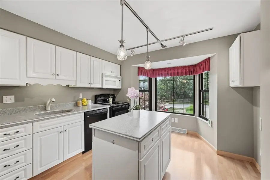 304 Rainprint Ln, Murrysville, PA 15668 - #3