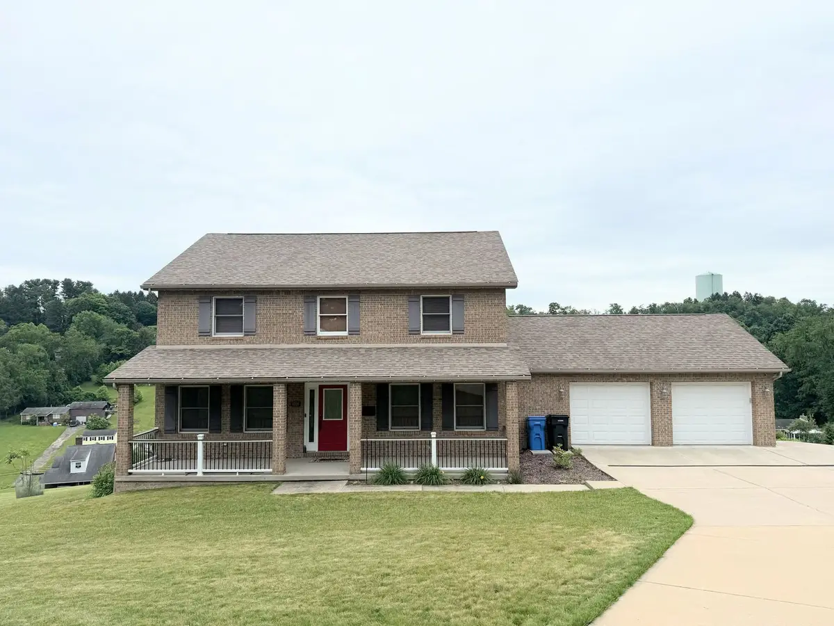 11227 Pershing Drive, North Huntingdon, PA 15642 - #1