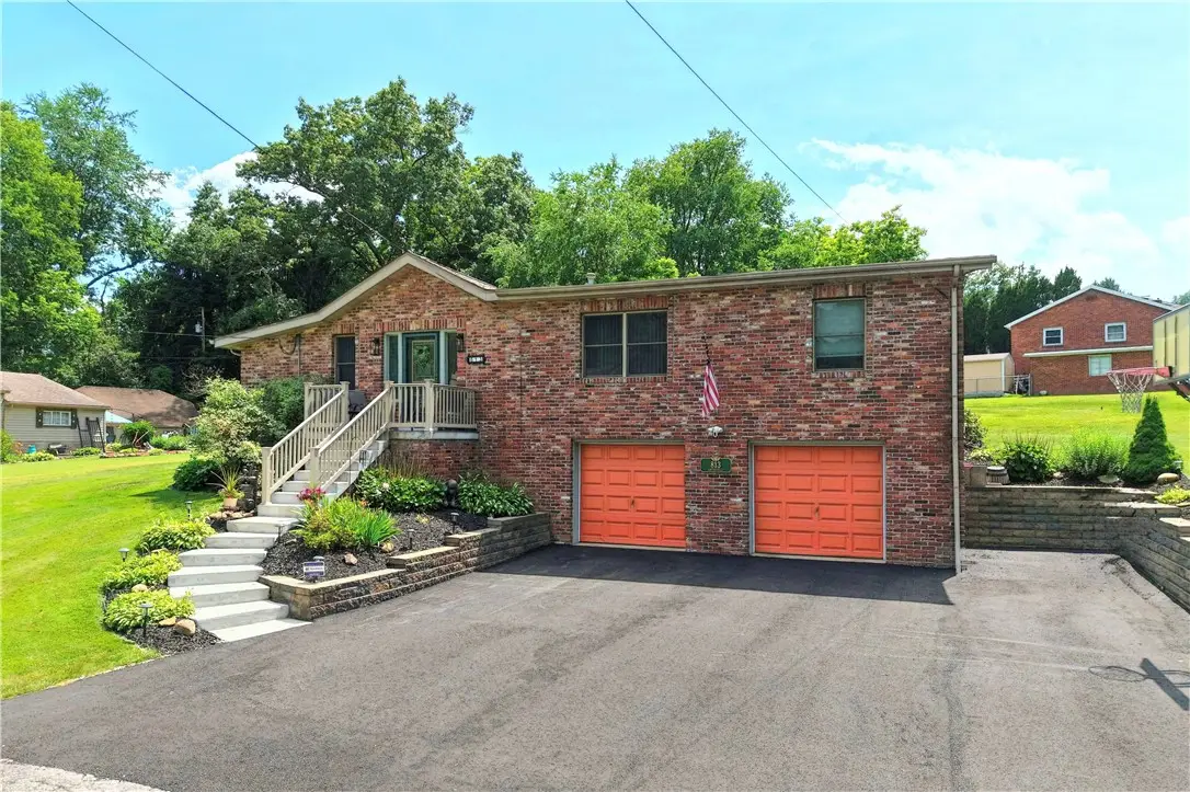 813 E Smithfield St, Greenock, PA 15047 - #1