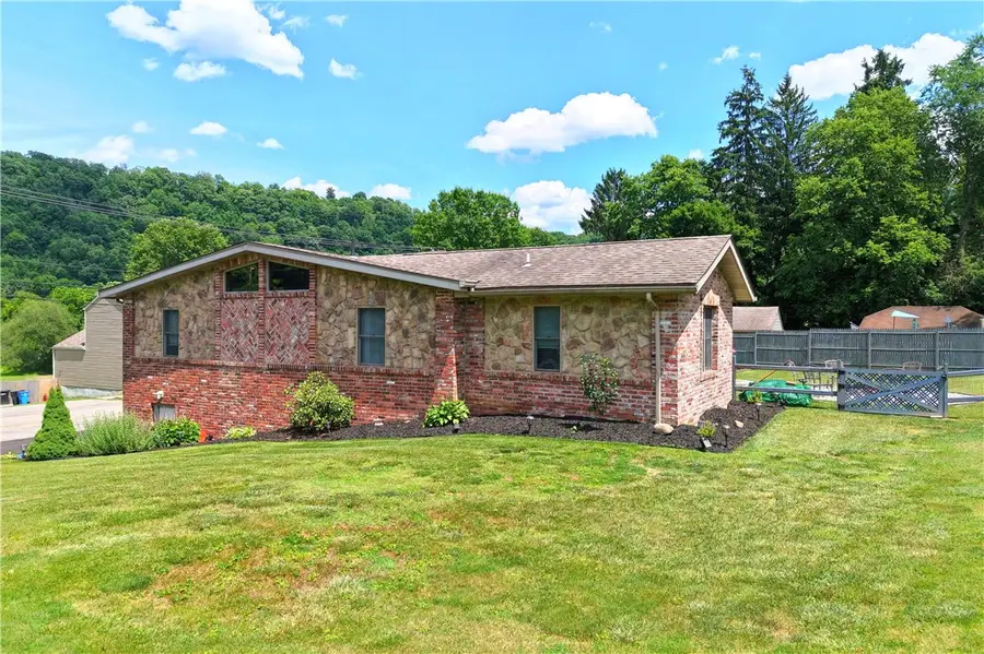 813 E Smithfield St, Greenock, PA 15047 - #3