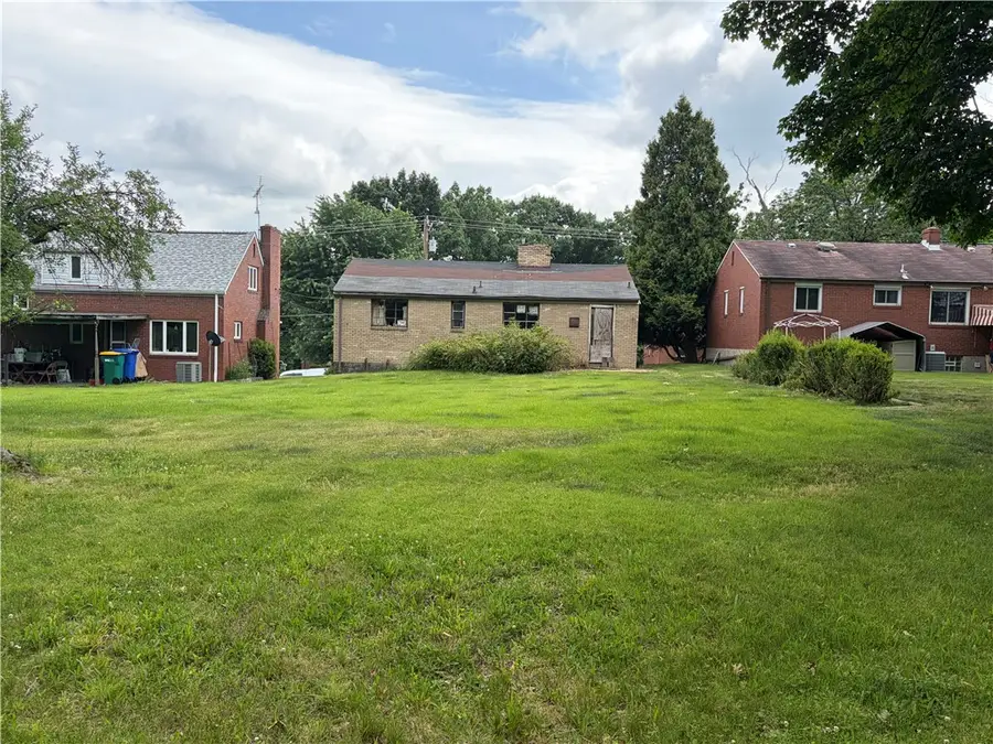 803 Highview Rd, Pittsburgh, PA 15234 - #2