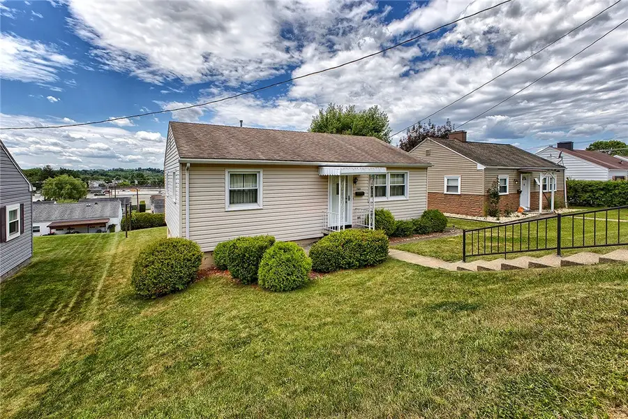 1921 Sloan Ave, Latrobe, PA 15650 - #2