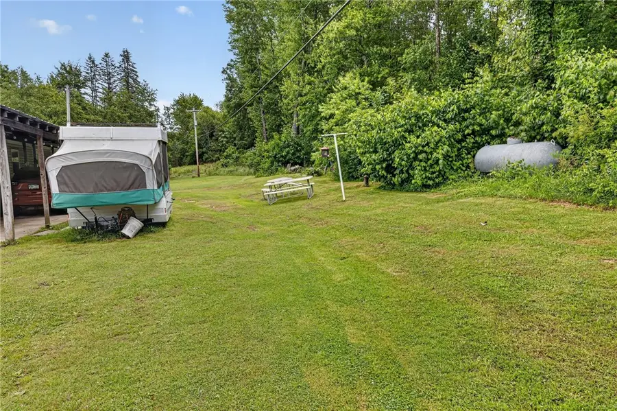 1902 Jackson Center Polk Rd, Stoneboro, PA 16153 - #3