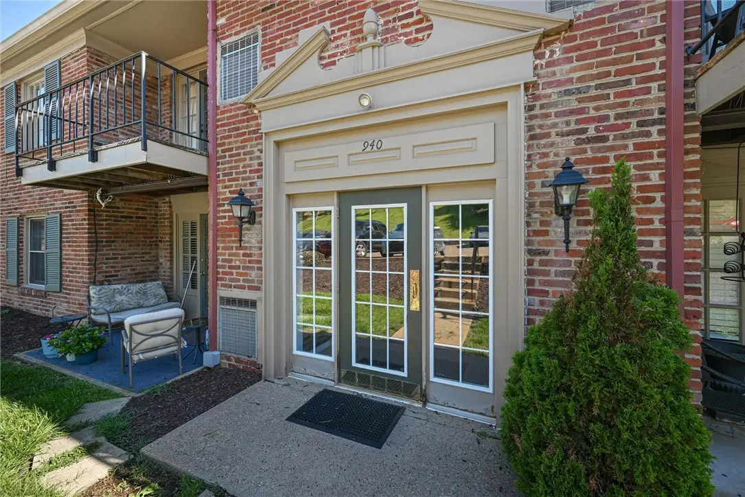 940 Margarite Dr #K, Pittsburgh, PA 15216 - #1
