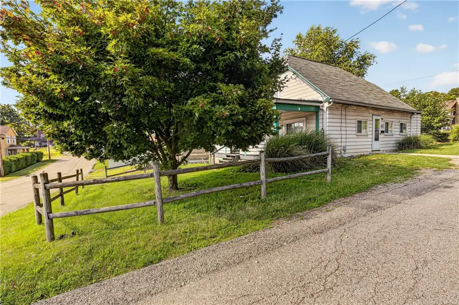603 Hazel St, West Mifflin, PA 15122 - #3