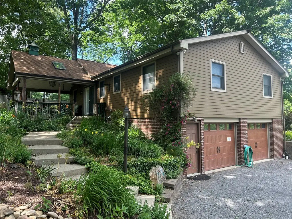 108 Needham Dr, Valencia, PA 16059 - #1