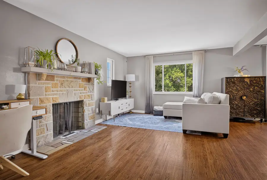 514 Edgeridge Rd, Pittsburgh, PA 15234 - #3