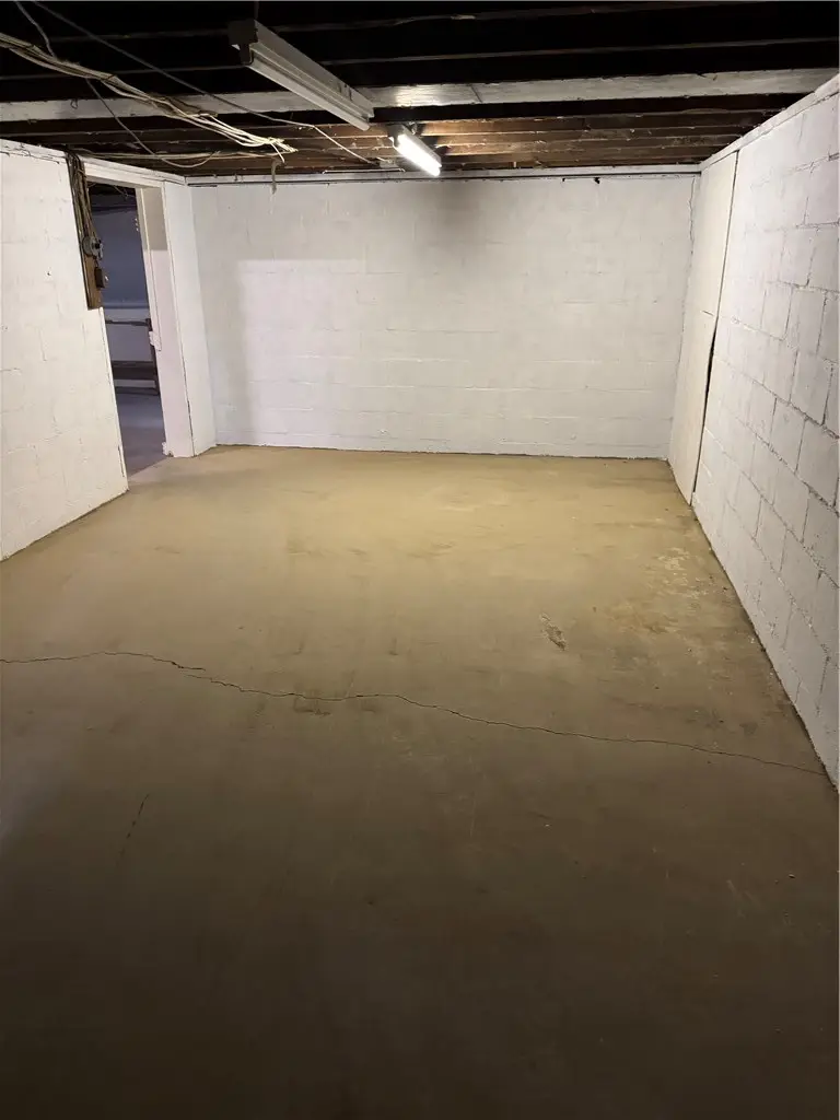 595 S 4th St, Indiana, PA 15701 - #2