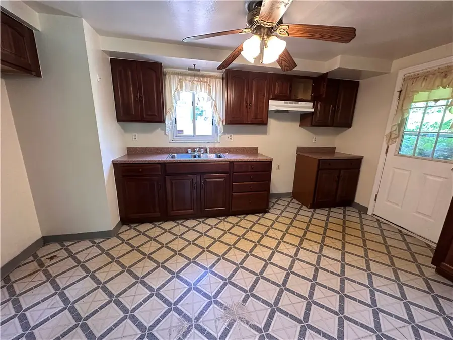 1306 Orangewood Ave, Pittsburgh, PA 15216 - #2