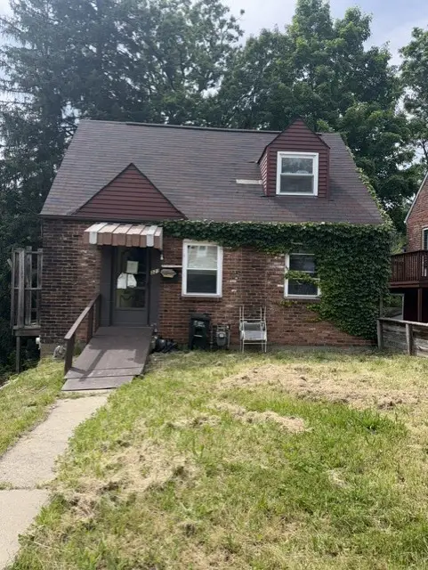 321 Lawnwood Avenue, Pittsburgh, PA 15227