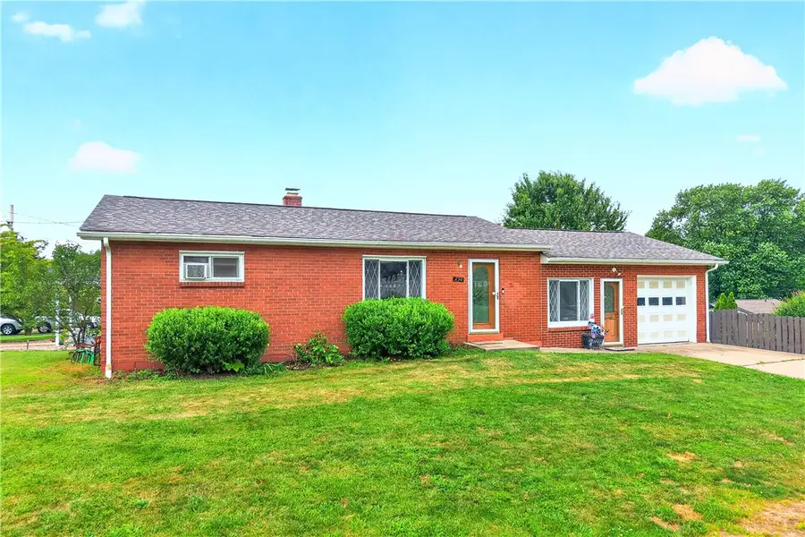250 Alder St., New Kensington, PA 15068 - #2