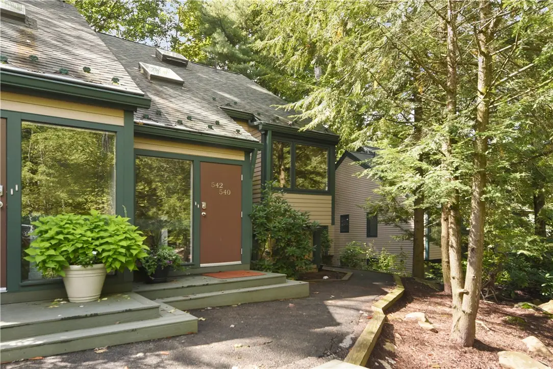 540 Laurel Pond, Farmington, PA 15437 - #1