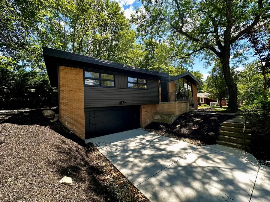 1172 Colgate Dr, Monroeville, PA 15146 - #2
