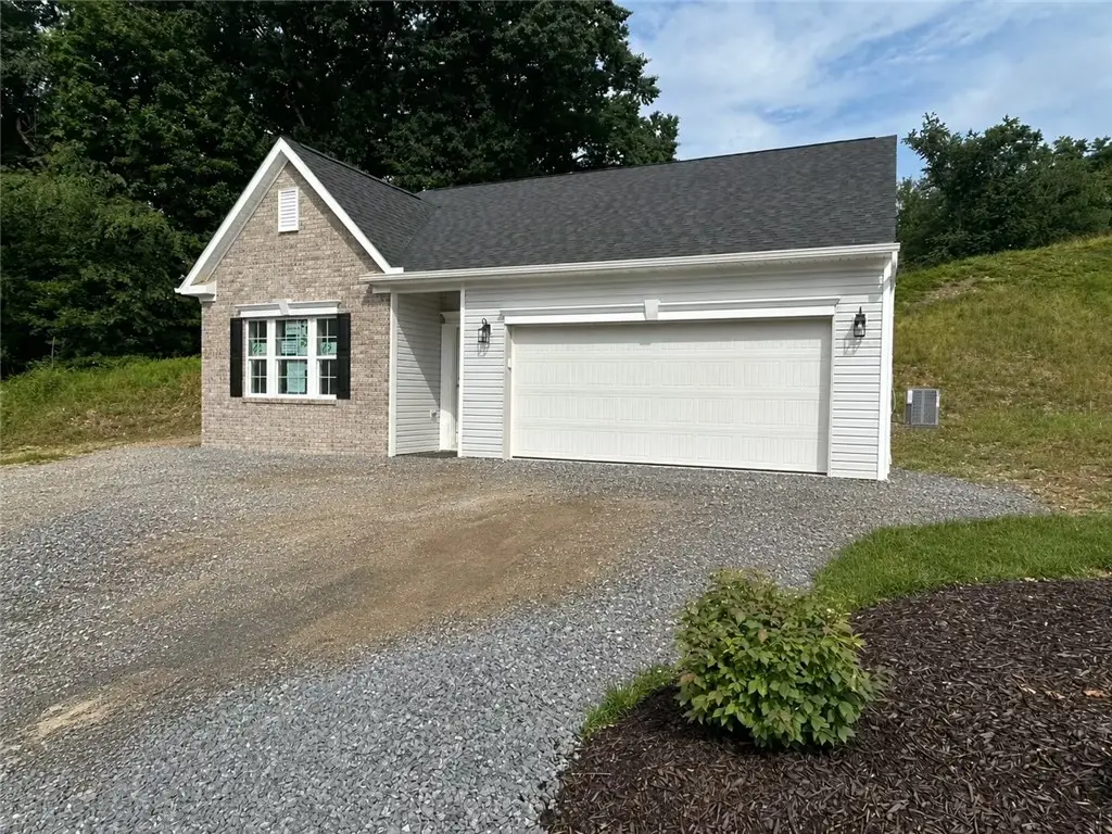 103 Deana Dr, Robinson, PA 15136 - #1