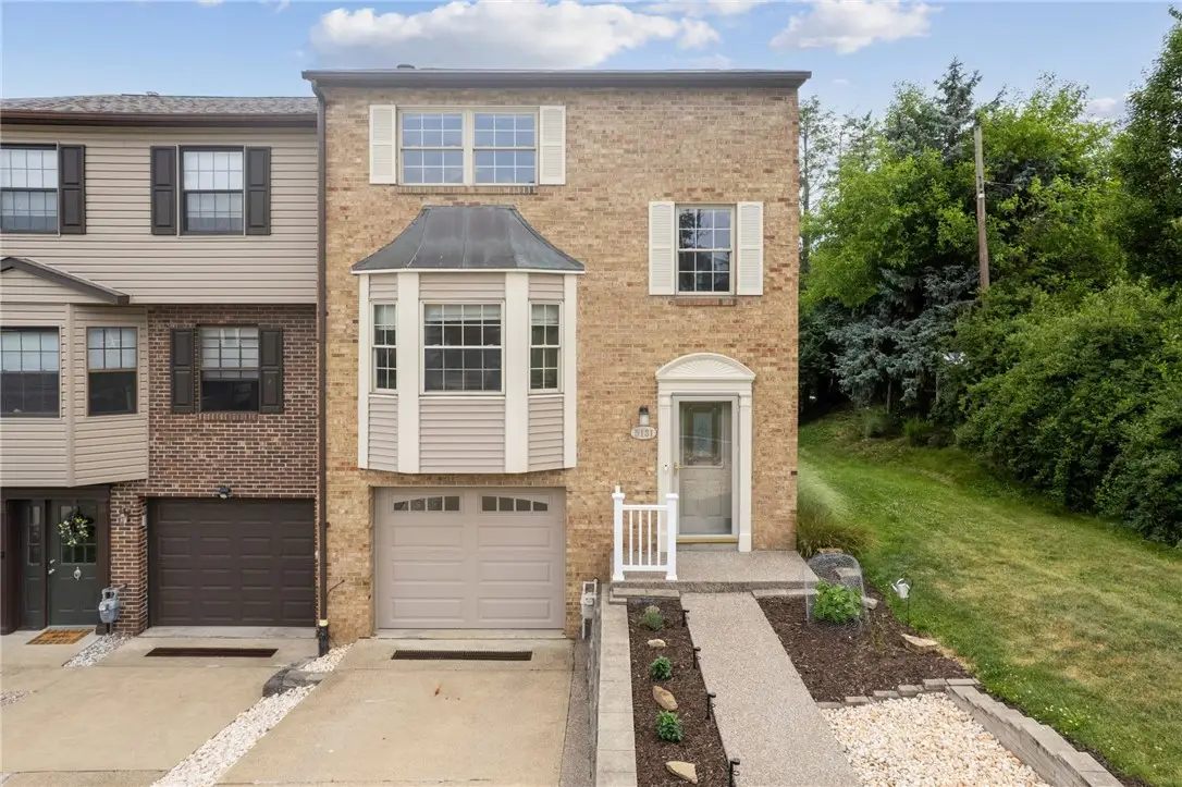 5131 Daube Dr, Pittsburgh, PA 15236 - #1