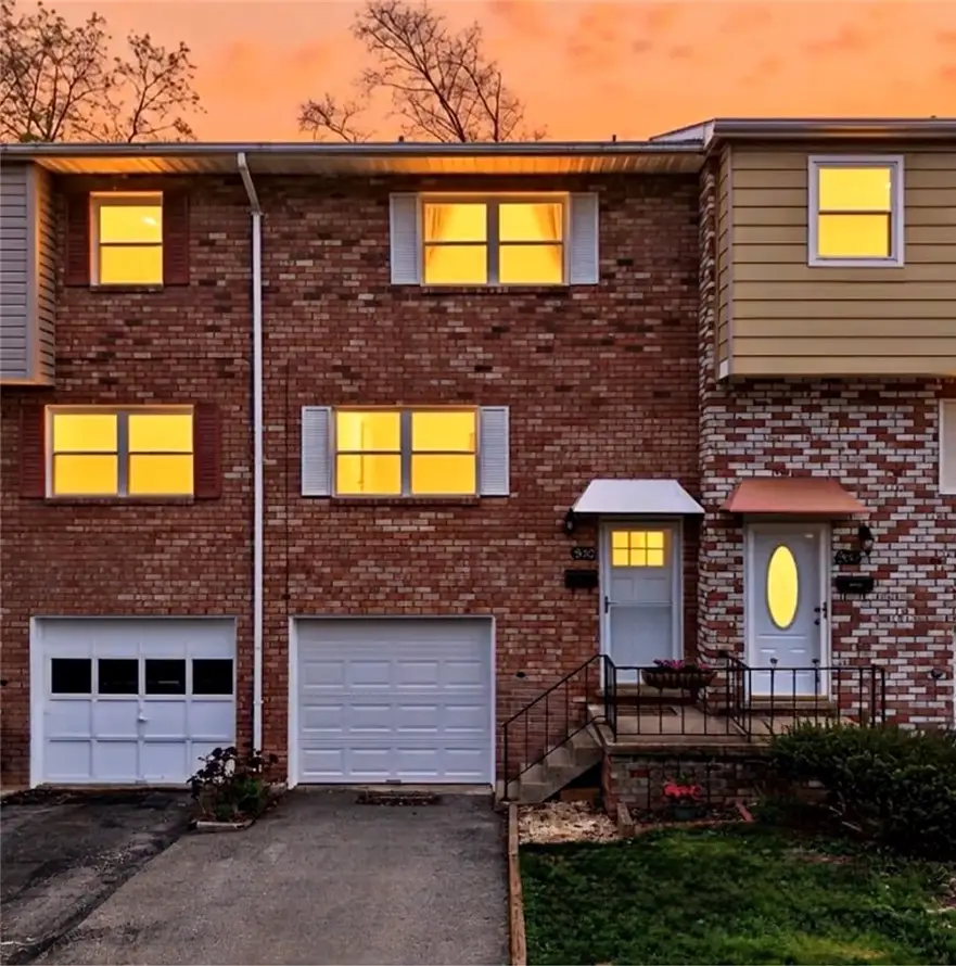 930 Academy Heights Dr, Greensburg, PA 15601 - #1