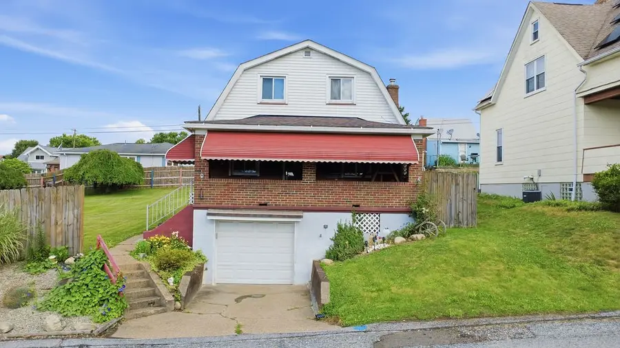 427 Lemon Ave, McKeesport, PA 15132 - #2