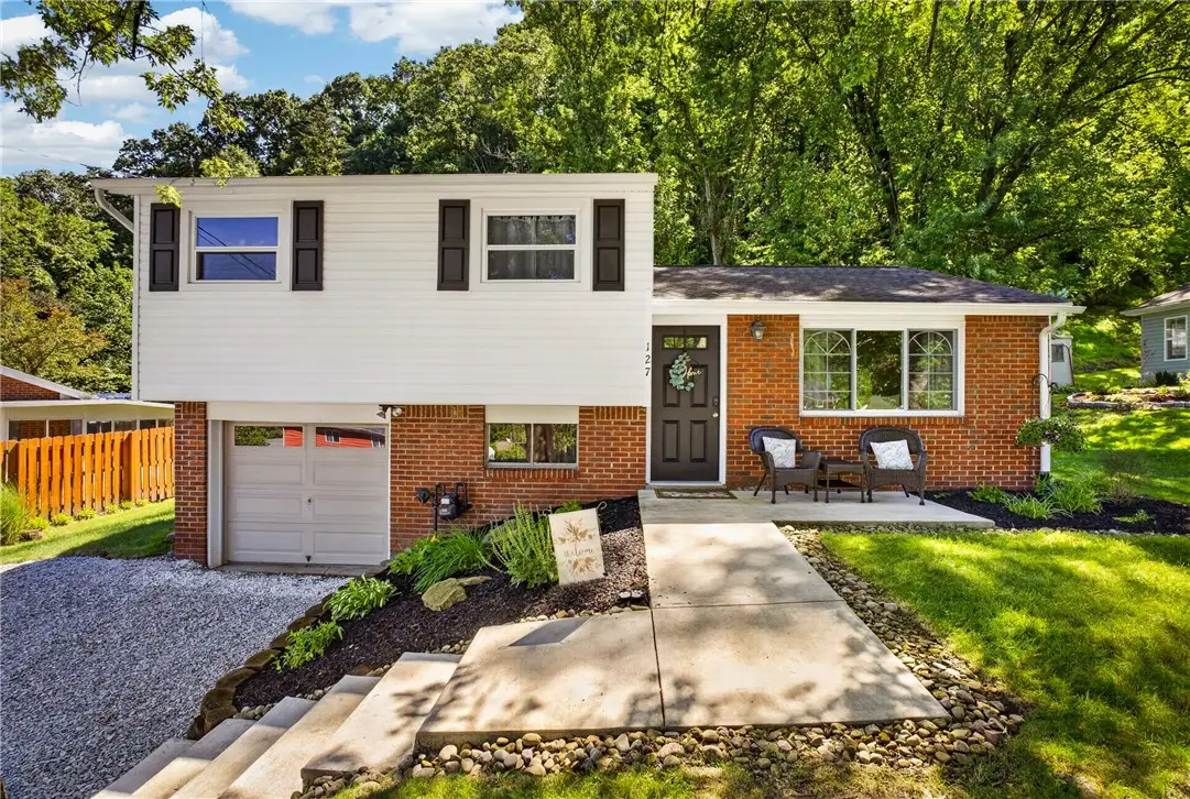 127 Alpine Village Dr, Monroeville, PA 15146 - #1