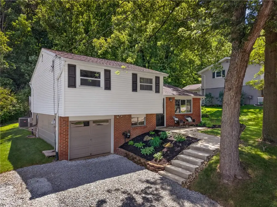 127 Alpine Village Dr, Monroeville, PA 15146 - #3