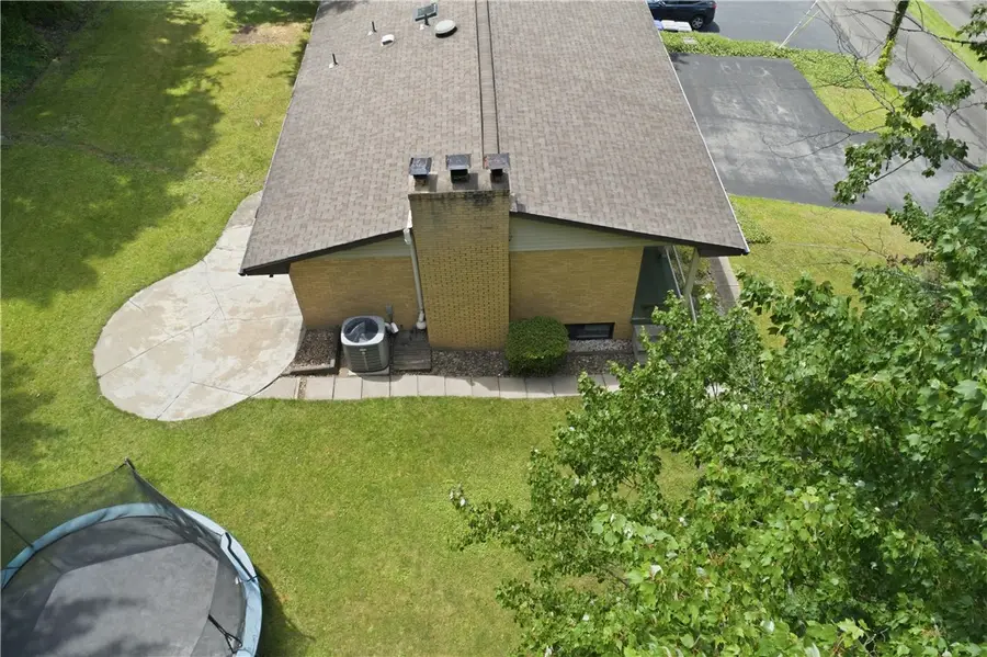 148 Dwellington Drive, Valencia, PA 16059 - #3