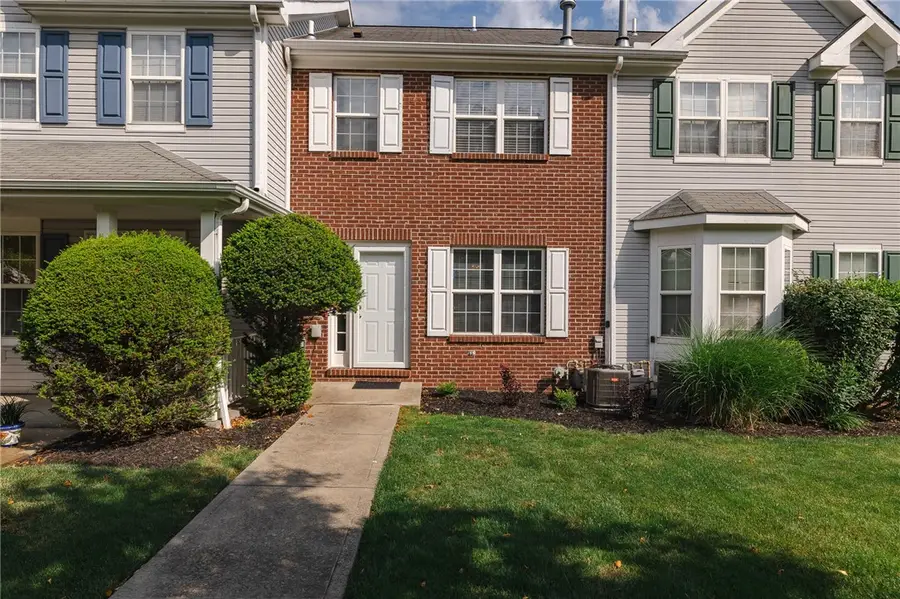 222 Castle Creek Dr, Seven Fields, PA 16046 - #3