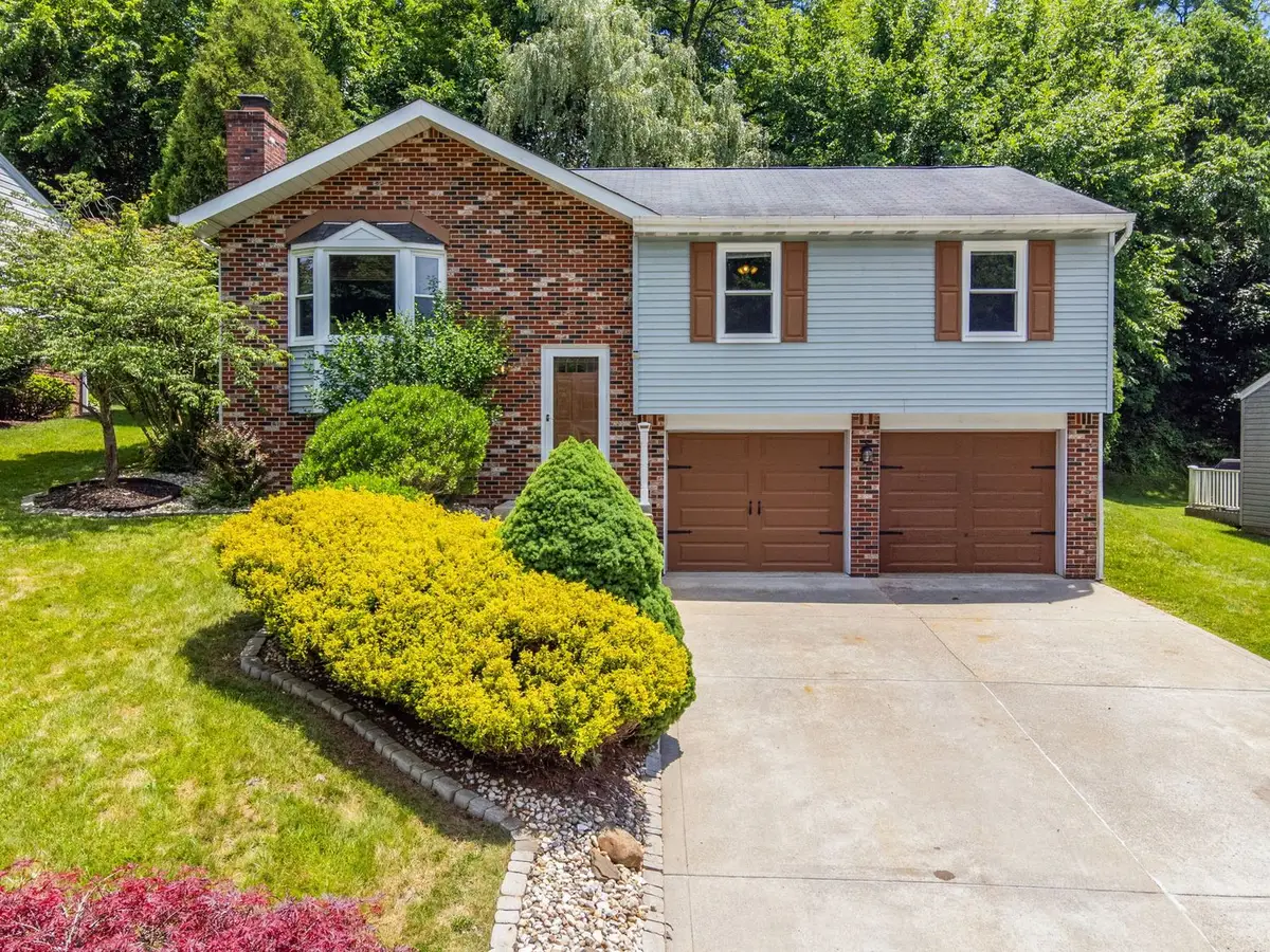 315 Fairview Drive, Irwin, PA 15642 - #1