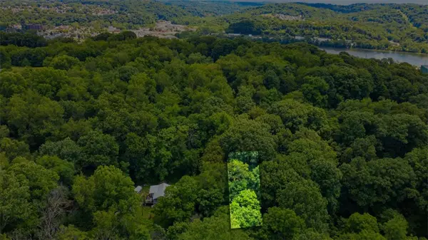 0 Valley View Dr, Cheswick, PA 15024