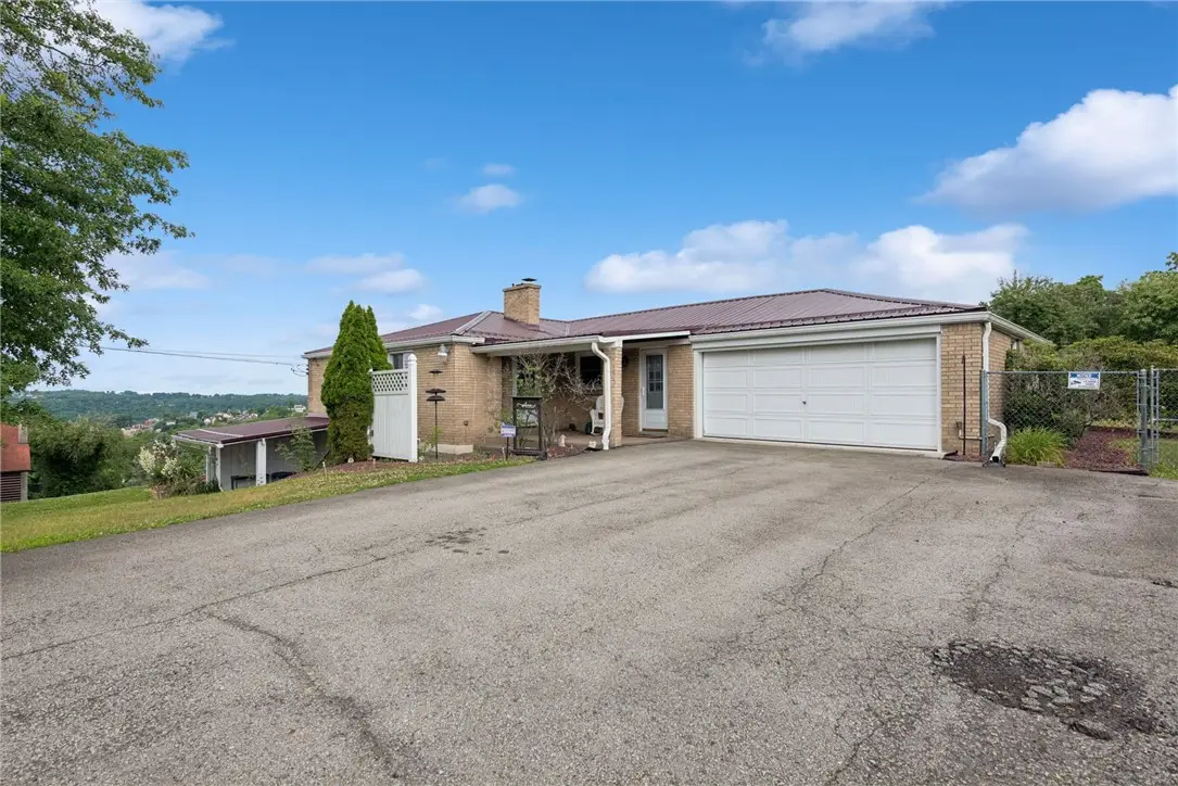 1760 Morris Ave, Irwin, PA 15642 - #1