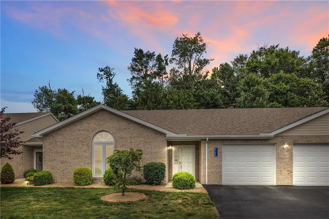 565 Sunview Cir, Latrobe, PA 15650 - #1